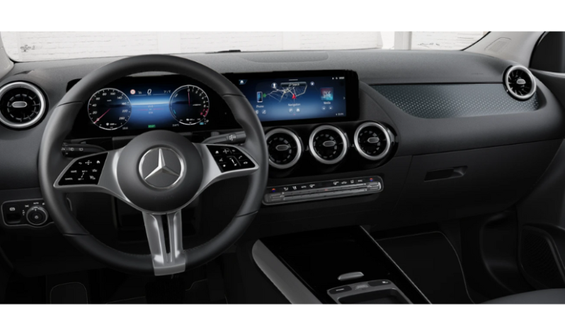 
								MERCEDES GLA full									