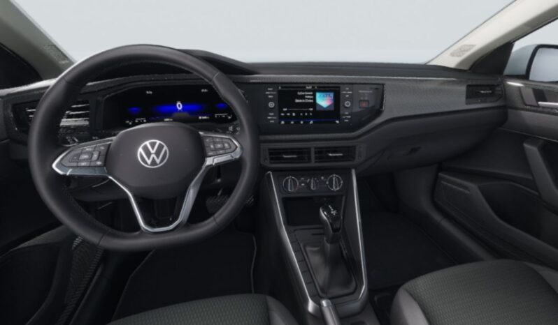 
								VOLKSWAGEN POLO full									