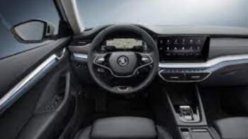 SKODA OCTAVIA COMBI 2.O TDI DSG SELECTION